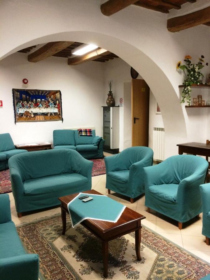 Residenza Pitigliano Gens Petilia - Nuova Gestione Hotell Exteriör bild