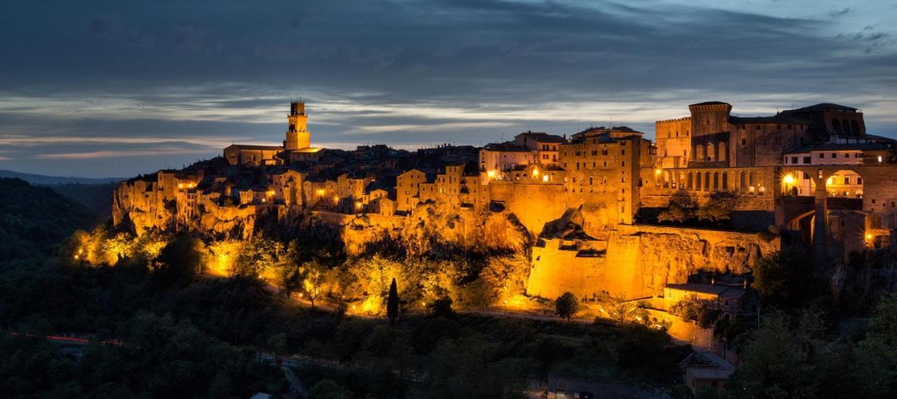Residenza Pitigliano Gens Petilia - Nuova Gestione Hotell Exteriör bild