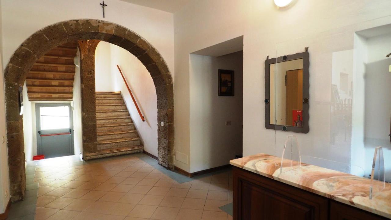 Residenza Pitigliano Gens Petilia - Nuova Gestione Hotell Exteriör bild