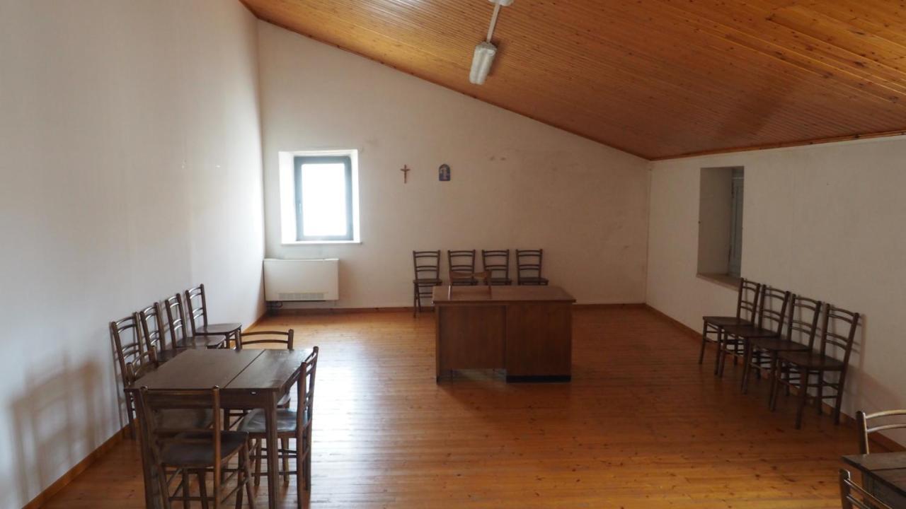 Residenza Pitigliano Gens Petilia - Nuova Gestione Hotell Exteriör bild