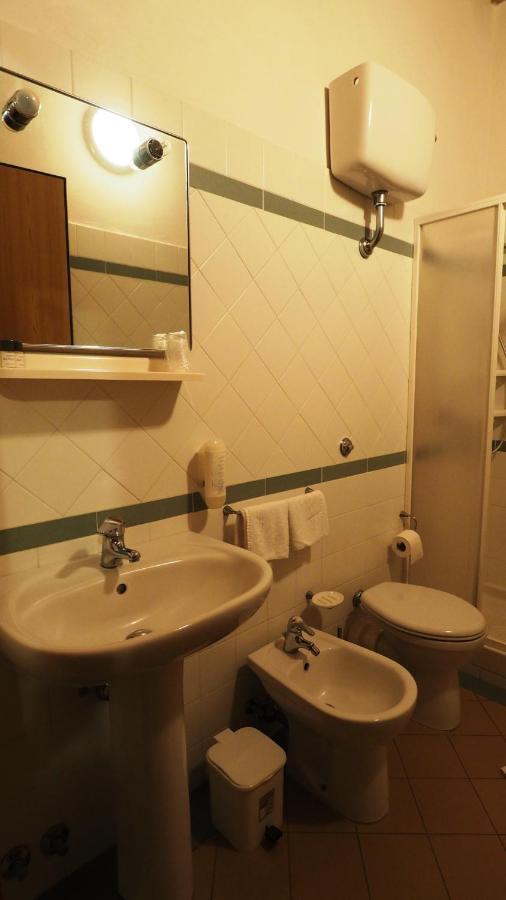 Residenza Pitigliano Gens Petilia - Nuova Gestione Hotell Exteriör bild