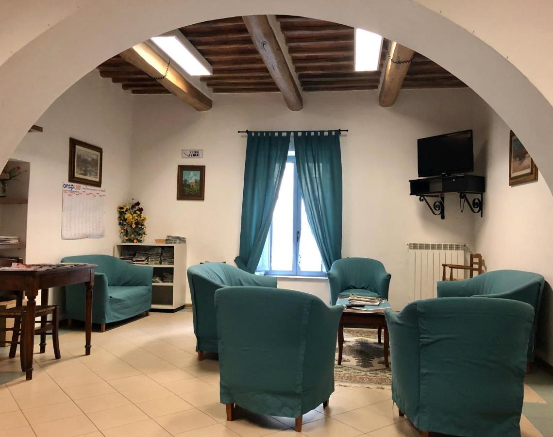 Residenza Pitigliano Gens Petilia - Nuova Gestione Hotell Exteriör bild
